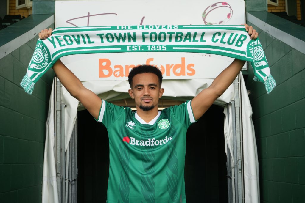 SIGNING | Jacob Maddox Joins The Glovers